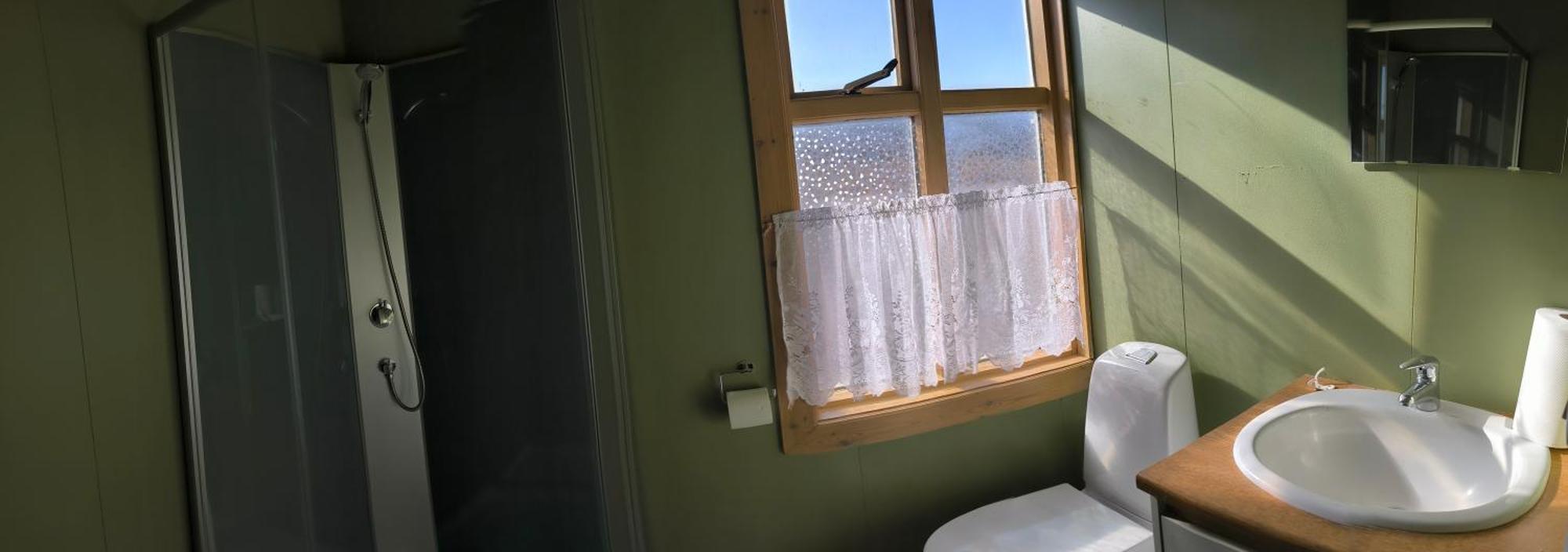 Happy-Cove Guesthouse - By The Sea Bakkafjorthur Exterior photo